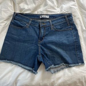 Levi Jean Shorts